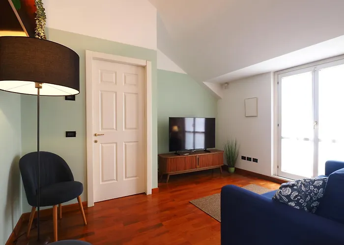 Primopiano - Pavia C Apartament *