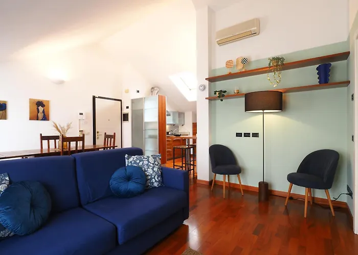 Primopiano - Pavia C Apartament *
